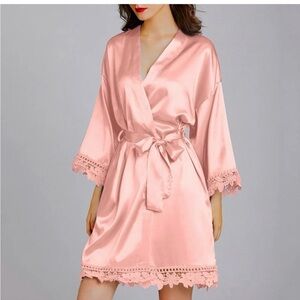 Bridal/ Bridesmaid Satin Pink Lace Crochet Floral Detail Robe OS.